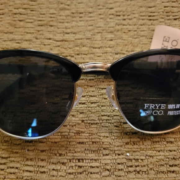 FRYE sunglasses NWT - Picture 2 of 2
